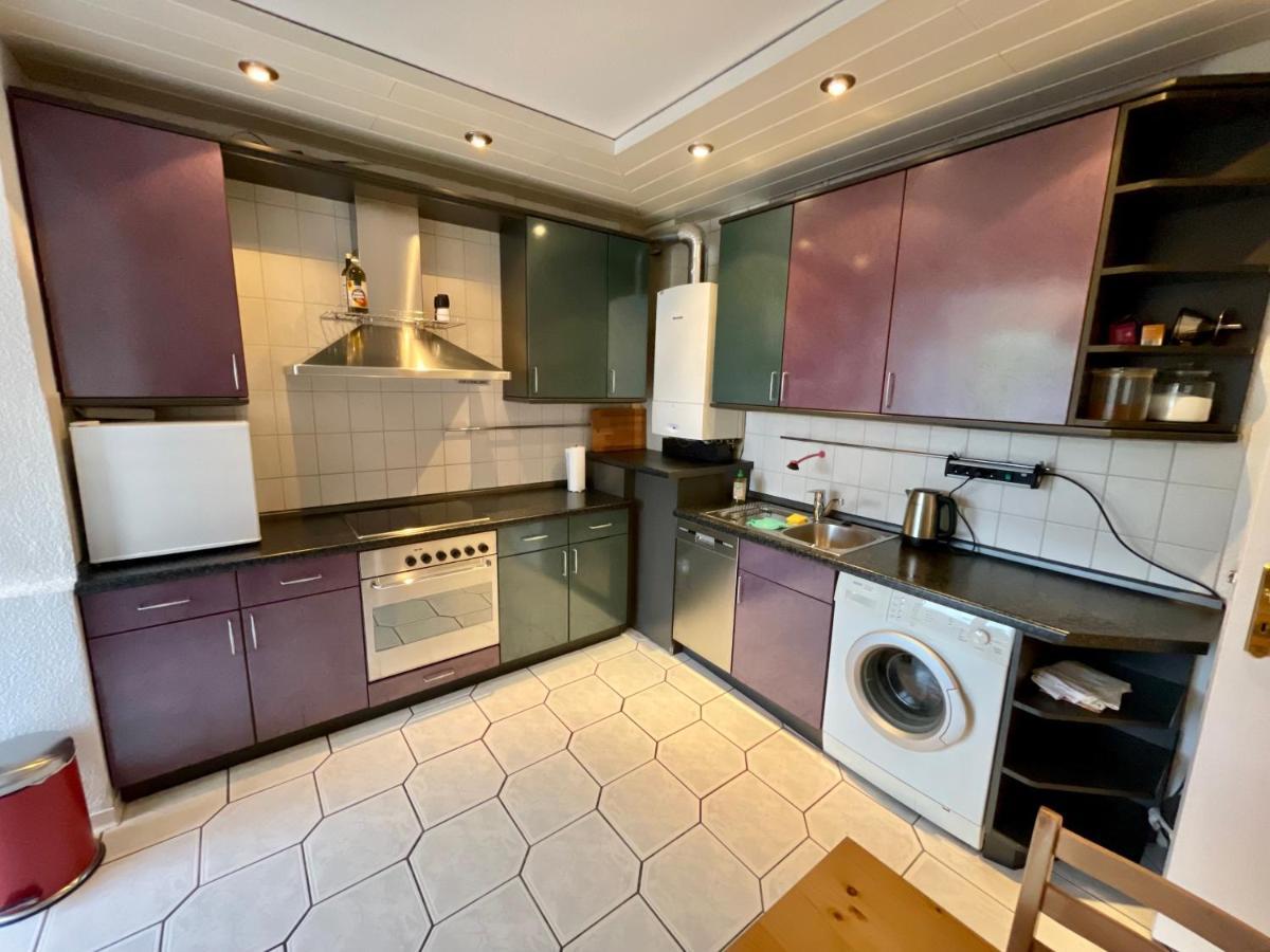 Purple Kitchen - Apartment mit großer Wohnküche Bremerhaven Exterior foto
